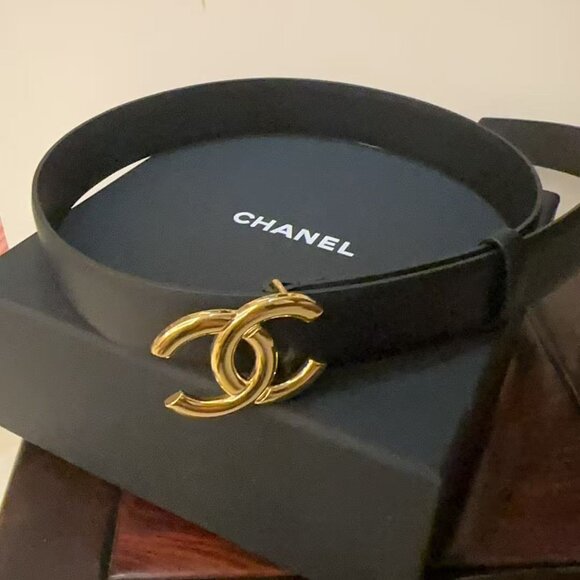 Chanel Wonen‘s Belt - Picture 1 of 4